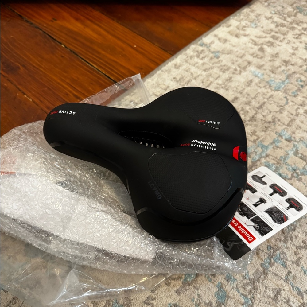Active Bike Seat in Black and Red
